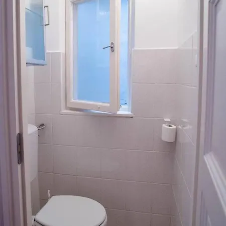 Stylish And Comfy For 6 Guests Apartmán