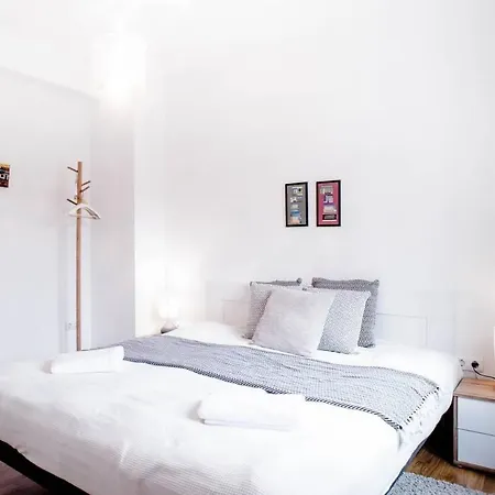 Stylish And Comfy For 6 Guests Apartmán
