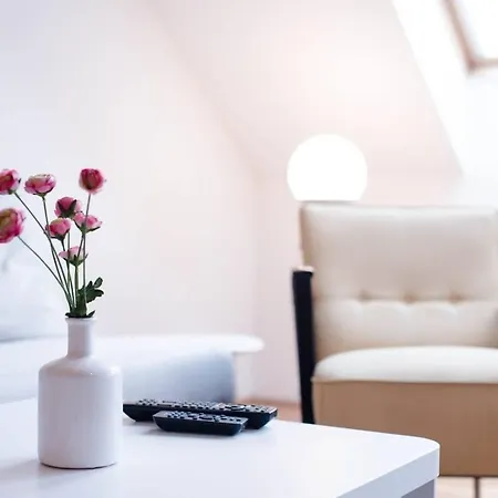 Stylish And Comfy For 6 Guests Apartmán