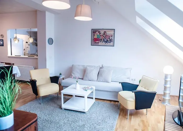Lägenhet Stylish And Comfy For 6 Guests *
